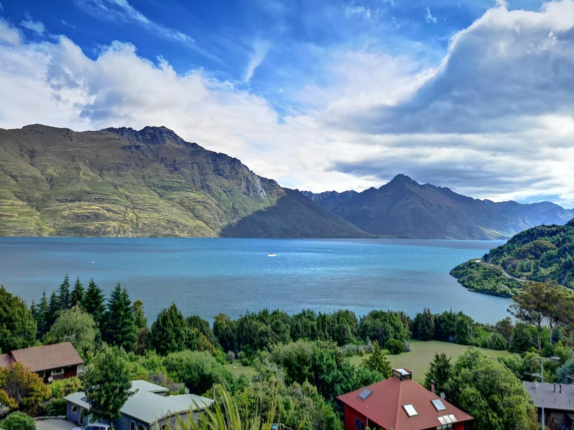 Lakeview Unit Queenstown Exteriör bild